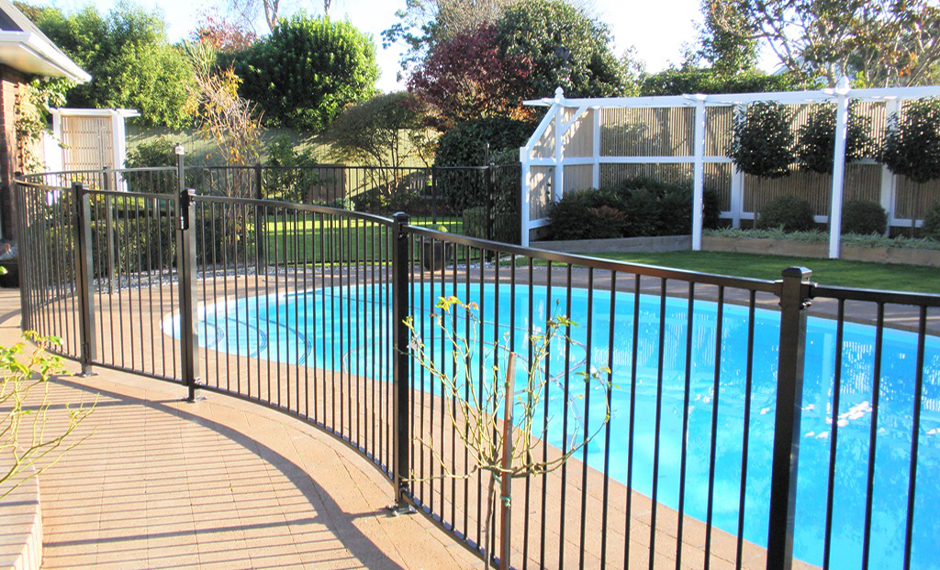 winding pool fence